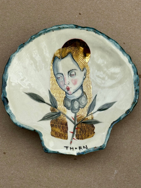 Th•rn - 'Flower Mother' - porcelain and glaze with 24ct gold and white gold lustre